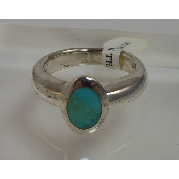 Handcrafted Vintage Turquoise Solitaire Ring Sterling Silver Size 7 - Picture 1 of 10